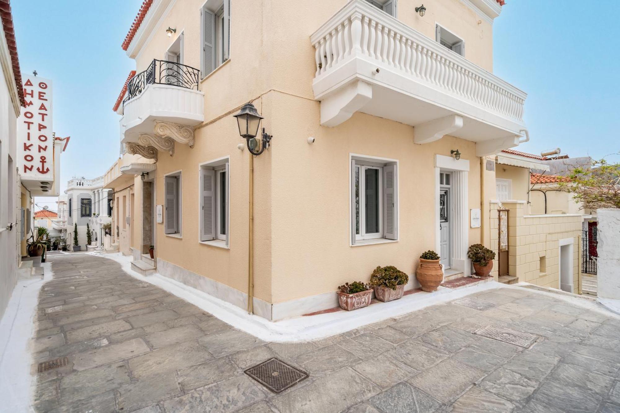 Castel Abaso Boutique Apartments By Explore Andros Exteriör bild